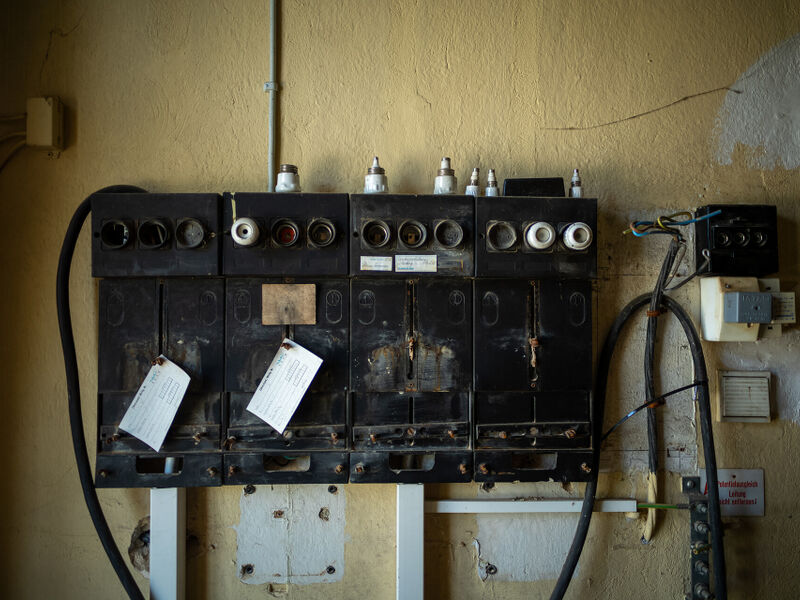 Vergabe von Bauleistungen - Baustrom/Baubeleuchtung (Los 401)