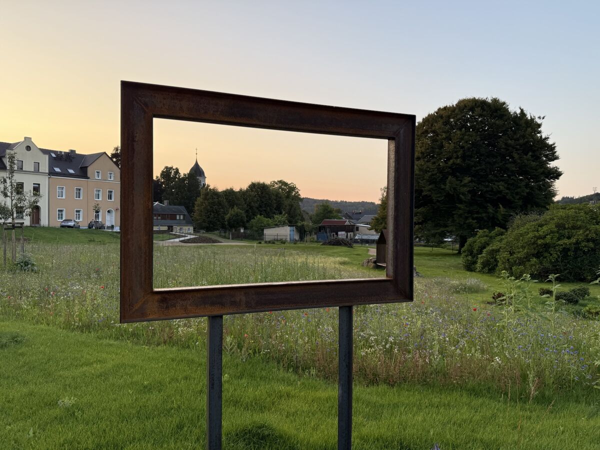 Titelbild Fertigstellung Freianlage Lindenstraße
